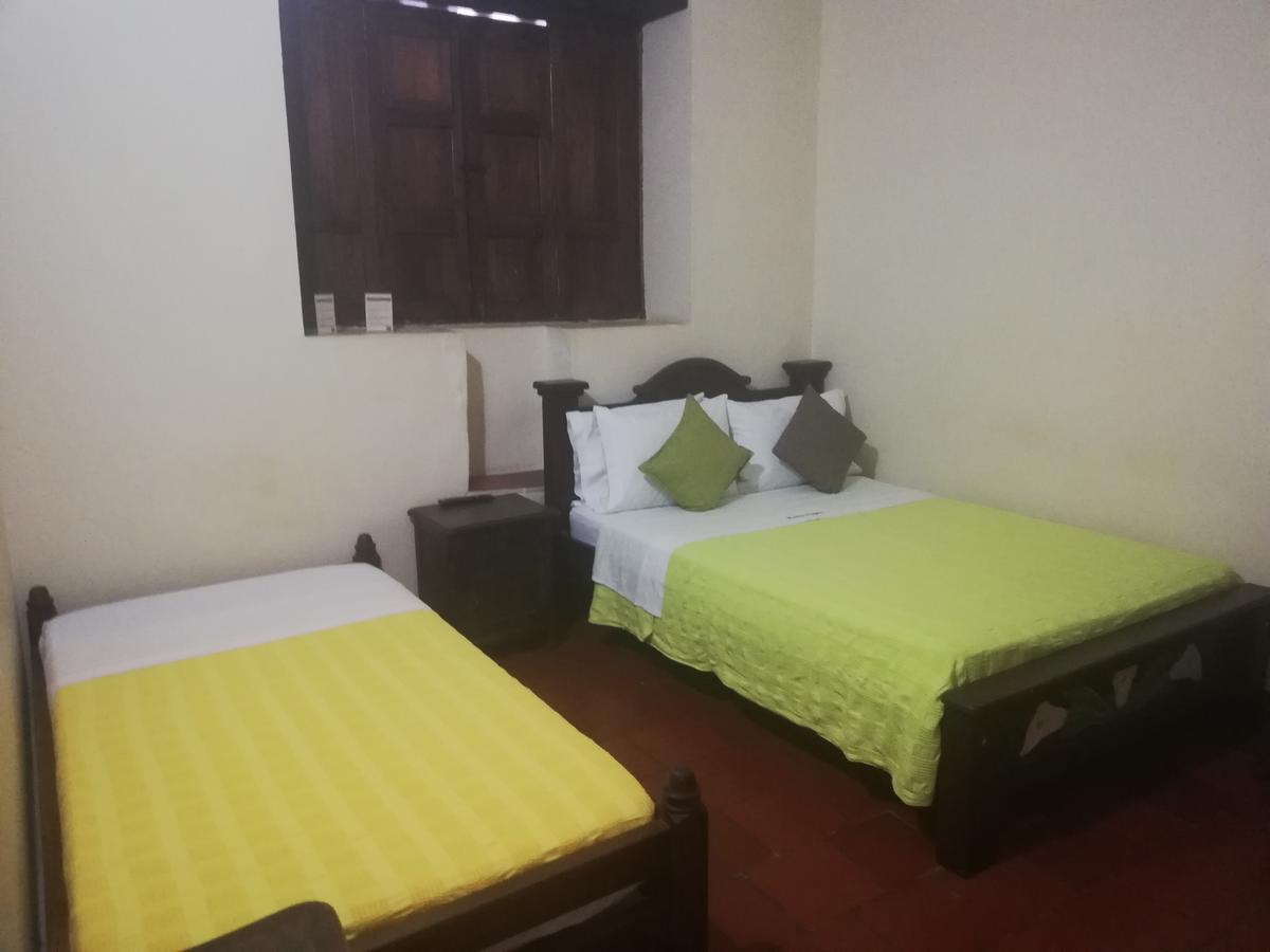 Hostal La Mansion De Virginia Barichara Bagian luar foto